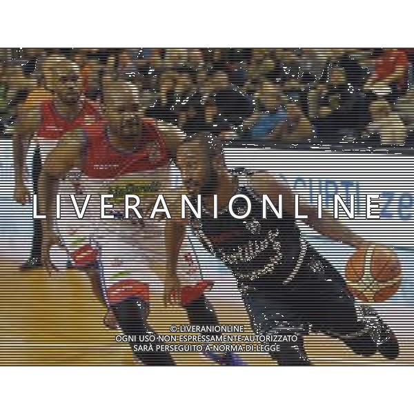 19 01 2019 FAENZA LE NATURELLE-FORTITUDO BOLOGNA BASKET SERIE A2 NELLA FOTO KENNY HASBROUCK FORTITUDO BOLOGNA E B.J.RAYMOND LE NATURELLE FOTO GIANNI SANNA-AG ALDO LIVERANI SAS