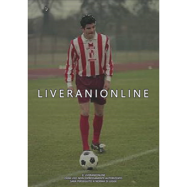 RETROSPETTIVA VINCENZO IAQUINTA CALCIATORE NELLA FOTO VINCENZO IAQUINTA CON LA MAGLIA DEL REGGIOLO AG ALDO LIVERANI SAS