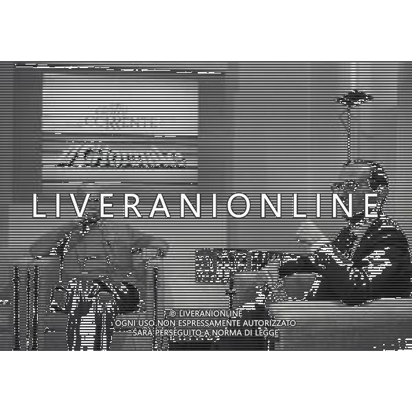 1986 MILANO-TRASMISSIONE TELEVISIVA CONTRO CORRENTE CONDUCE PAOLO GRANZOTTO NELLA FOTO INDRO MONTANELLI CON PAOLO GRANZOTTO AG ALDO LIVERANI SAS