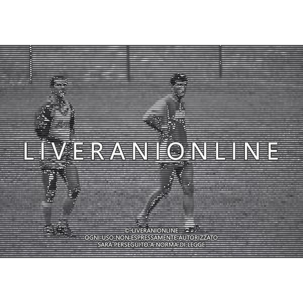 1989-1990 RETROSPETTIVA ALBERTO BIGON ALLENATORE CALCIO NELLA FOTO ALBERTO BIGON ALLENATORE NAPOLI CALCIO CON CIRO FERRARA AG ALDO LIVERANI SAS