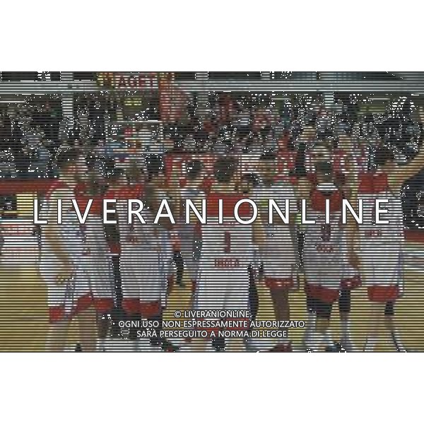 03 02 2019 LE NATURELLE IMOLA--MANTOVA SERIE A2 BASKET NELLA FOTO LE NATURELLE DOPO LA PARTITA CON I TIFOSI FOTO GIANNI SANNA-AG ALDO LIVERANI SAS