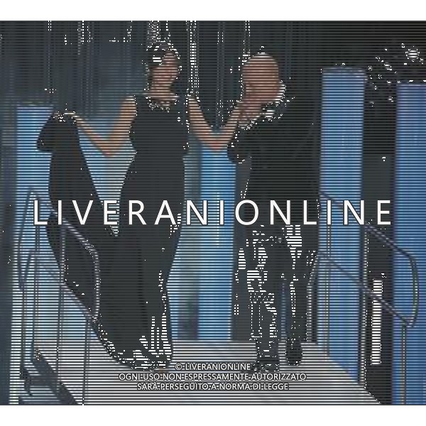 69mo Festival della Canzone Italiana Sanremo 2019 - Seconda Serata Sanremo (Imperia) - 06.02.2019 Nella Foto: Claudio Bisio Virginia Raffaele /Ph.Vitez-Ag. Aldo Liverani