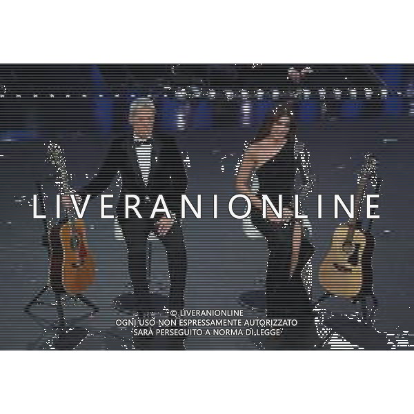69mo Festival della Canzone Italiana Sanremo 2019 - Quarta Serata Sanremo (Imperia) - 08.02.2019 Nella Foto: Claudio Baglioni Virginia Raffaele /Ph.Vitez-Ag. Aldo Liverani