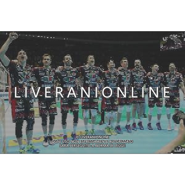 CASALECCHIO DI RENO 09 02 2019 FINALI COPPA ITALIA PALLAVOLO MASCHILE SIR SAFETY CONAD PERUGIA-AZIMUT LEO SHOES MODENA NELLA FOTO SIR SAFETY CONAD PERUGIA ESULTANO DOPO LA PARTITA FOTO GIANNI SANNA-AG ALDOL IVERANI SAS