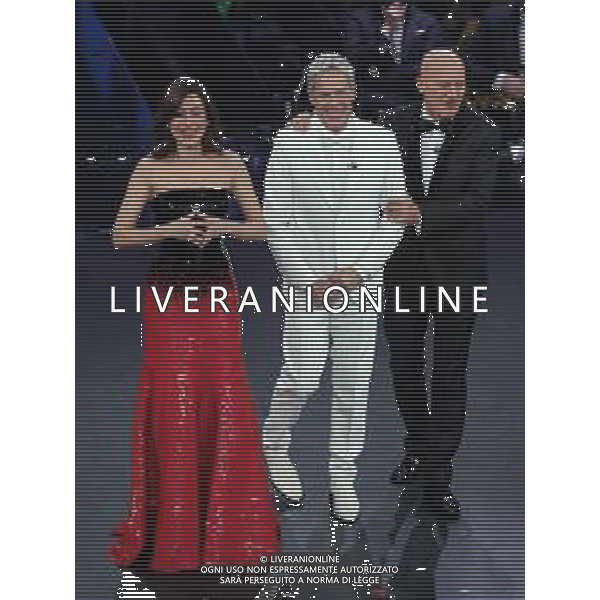 69mo Festival della Canzone Italiana Sanremo 2019 - Quinta Serata Sanremo (Imperia) - 09.02.2019 Nella Foto: Claudio Baglioni Claudio Bisio Virginia Raffaele /Ph.Vitez-Ag. Aldo Liverani