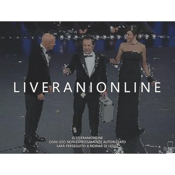 69mo Festival della Canzone Italiana Sanremo 2019 - Quinta Serata Sanremo (Imperia) - 09.02.2019 Nella Foto: Claudio Bisio Virginia Raffaele e il mago forest /Ph.Vitez-Ag. Aldo Liverani