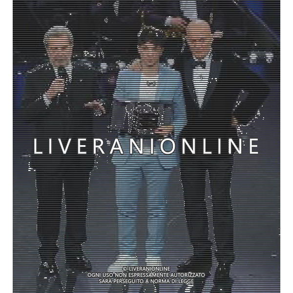 69mo Festival della Canzone Italiana Sanremo 2019 - Quinta Serata Sanremo (Imperia) - 09.02.2019 Nella Foto: Ultimo Claudio Bisio e Il presidente di TIM Fulvio Conti /Ph.Vitez-Ag. Aldo Liverani