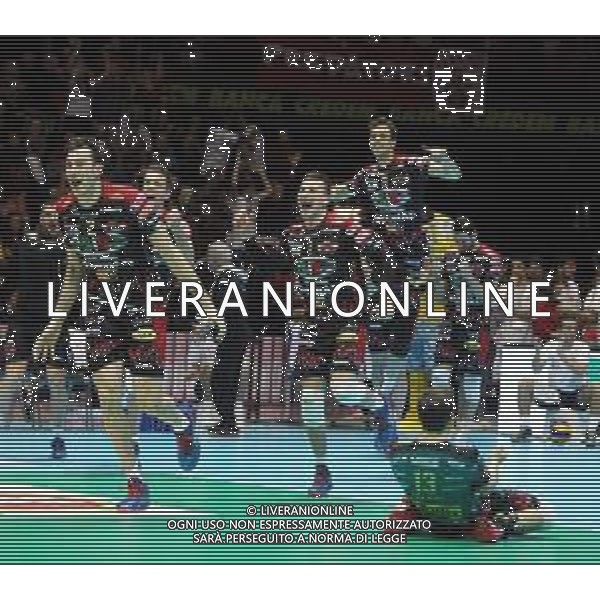 10 FEBBRAIO 2019 CASALECCHIO BOLOGNA FINALE MASCHILE COPPA ITALIA PALLAVOLO SIR SAFETY CONAD PERUGIA E CUCINE LUBE CIVITANOVA NELLA FOTO ESULTANZA PERUGIA FOTO GIANNI SANNA-AG ALDO LIVERANI SAS