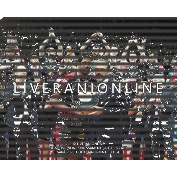 10 FEBBRAIO 2019 CASALECCHIO BOLOGNA FINALE MASCHILE COPPA ITALIA PALLAVOLO SIR SAFETY CONAD PERUGIA E CUCINE LUBE CIVITANOVA NELLA FOTO WILFREDO LEON RITIRA TARGA MIGLIOR GIOCATORE DELLA FINALE FOTO GIANNI SANNA-AG ALDO LIVERANI SAS