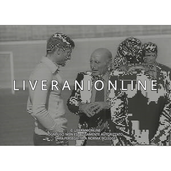 1975 VARESE-RADUNO NAZIONALE ITALIANA DI CALCIO NELLA FOTO FULVIO BERNARDINI ALLENATORE NAZIONALE ITALIANA CON GIACINTO FACCHETTI E FABIO CAPELLO AG ALDO LIVERANI SAS