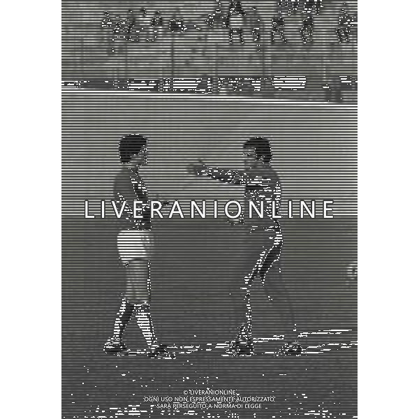 1975 VARESE-RADUNO NAZIONALE ITALIANA DI CALCIO NELLA FOTO MORENO ROGGI E ANTONELLO CUCCUREDDU AG ALDO LIVERANI SAS