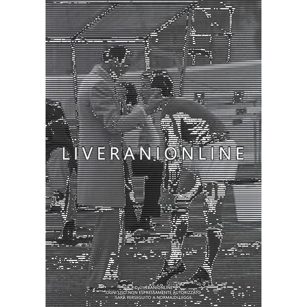 1975 VARESE-RADUNO NAZIONALE ITALIANA DI CALCIO NELLA FOTO RENATO ZACCARELLI CON ENZO BEARZOT AG ALDO LIVERANI SAS