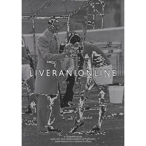 1975 VARESE-RADUNO NAZIONALE ITALIANA DI CALCIO NELLA FOTO RENATO ZACCARELLI CON ENZO BEARZOT AG ALDO LIVERANI SAS