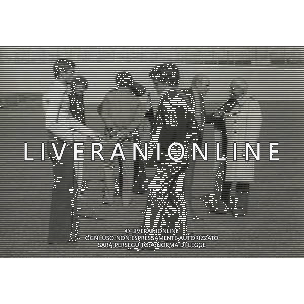 1975 VARESE-RADUNO NAZIONALE ITALIANA DI CALCIO NELLA FOTO GIACINTO FACCHETTI CON FABIO CAPELLO AG ALDO LIVERANI SAS