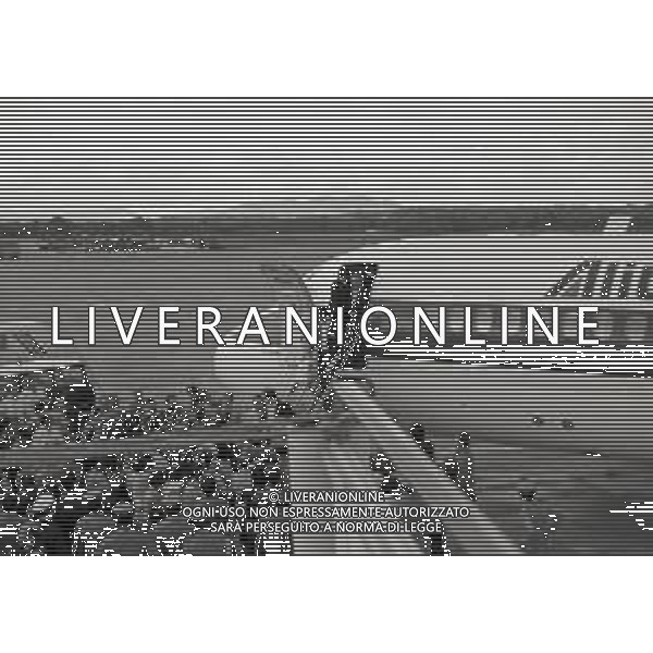 1974 AEROEPORTO MALPENSA RIENTRO DELLA NAZIONALE ITALIANA DI CALCIO DAI CAMPIONATI DEL MONDO GERMANIA 74 AG ALDO LIVERANI SAS