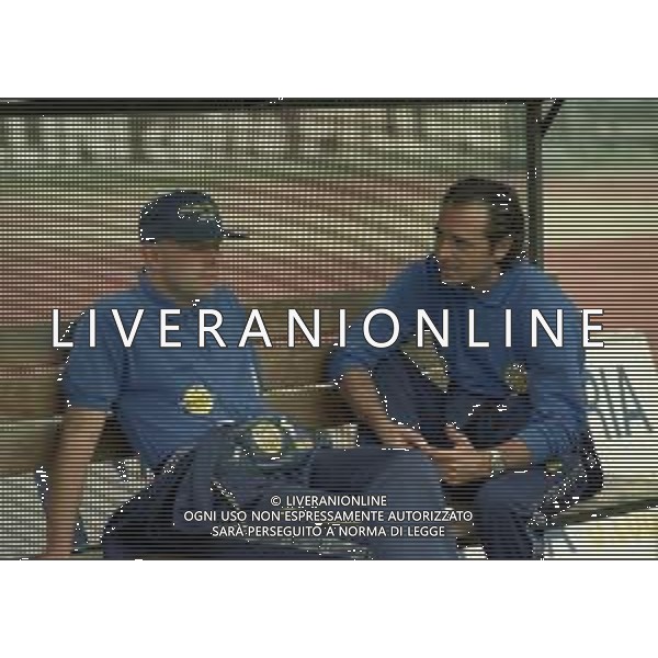 1997-1998 VERONA-CAMPIONATO DI CALCIO SERIE B VERONA REGGIANA 0-5 NELLA FOTO CESARE PRANDELLI ALLENATORE VERONA CALCIO CON PIETRO FANNA AG ALDO LIVERANI SAS