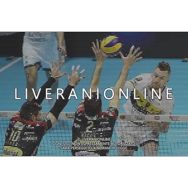 CASALECCHIO DI RENO 09 10 2019 SEMIFINALE SIR SAFETY CONAD PERUGIA-AZIMUT LE SHOES MODENA COPPA ITALIA NELLA FOTO IVAN ZAYTSEV MODENA ©SANNA / AGENZIA ALDO LIVERANI SAS