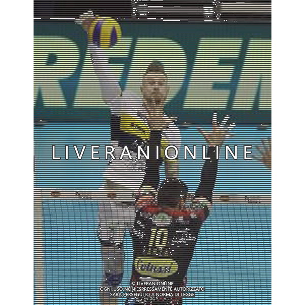 CASALECCHIO DI RENO 09 10 2019 SEMIFINALE SIR SAFETY CONAD PERUGIA-AZIMUT LE SHOES MODENA COPPA ITALIA NELLA FOTO IVAN ZAYTSEV MODENA ©SANNA / AGENZIA ALDO LIVERANI SAS