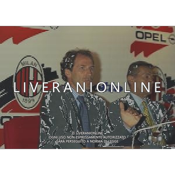 02-08-1997 MILANELLO PRERSENTAZIONE GIOVANILI MILAN CON FRANCO BARESI -MAURO TASSOTTI NELLA FOTO FRANCO BARESI AG ALDO LIVERANI SAS