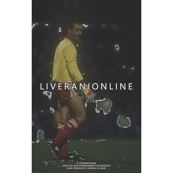 RETROSPETTIVA Bruce Grobbelaar CALCIATORE NELLA FOTO Bruce Grobbelaar CON LA MAGLIA DEL LIVERPOOL AG ALDO LIVERANI SAS
