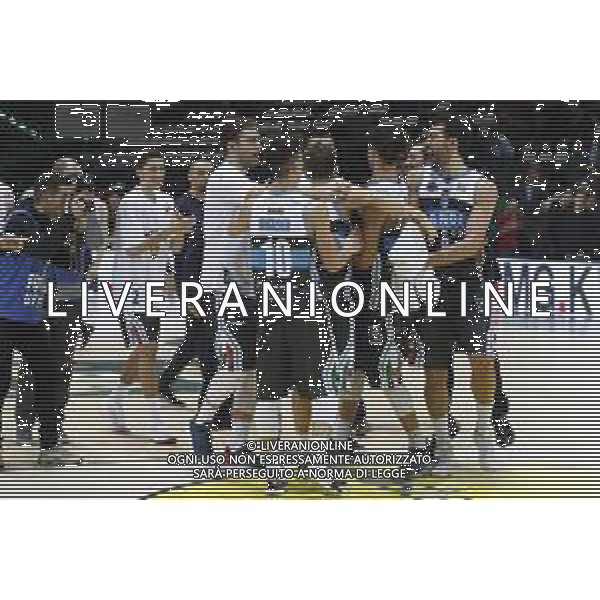 Basket Final Eight 2019 - Vanoli Basket Cremona vs Openjobmetis Pallacanestro Varese 14/02/2019 nella foto: Esultanza finale Vanoli Basket Cremona ©Claudio Zamagni/Agenzia Aldo Liverani