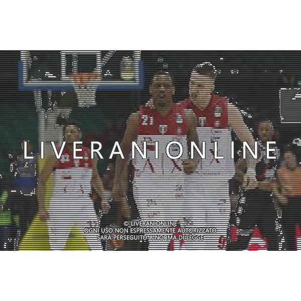 Basket Final Eight 2019 - AX Armani Echange Milano vs Segafredo Virtus Bologna 14/02/2019 nella foto: Esultanza Nunnally James (AX Armani Echange Milano) Omic Alen (AX Armani Echange Milano) ©Claudio Zamagni/Agenzia Aldo Liverani / AGENZIA ALDO LIVERANI SAS