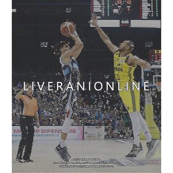 Finale Basket Final Eight 2019 - Vanoli Basket Cremona vs Happy Casa Brindisi 17/02/2019 nella foto: Peytin Aldridge (Vanoli Basket Cremona) Chappell Jeremy Lamar (Happy Casa Brindisi) ©Claudio Zamagni/Agenzia Aldo Liverani