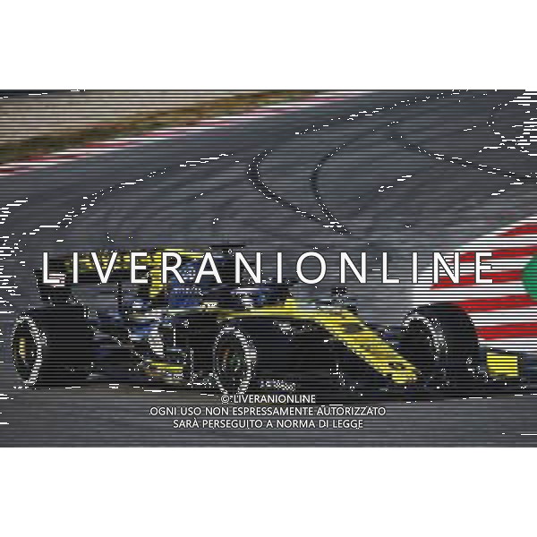Daniel Ricciardo (AUS) Renault Sport F1 Team RS19. 18.02.2019. Formula One Testing, Day One, Barcelona, Spain. Monday. / AGENZIA ALDO LIVERANI SAS - ITALY ONLY EDITORIAL USE ONLY - 18.02.2019. F1 Testing, Day One, Barcellona, Spagna