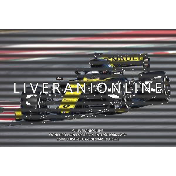 Daniel Ricciardo (AUS) Renault Sport F1 Team RS19. 18.02.2019. Formula One Testing, Day One, Barcelona, Spain. Monday. / AGENZIA ALDO LIVERANI SAS - ITALY ONLY EDITORIAL USE ONLY - 18.02.2019. F1 Testing, Day One, Barcellona, Spagna