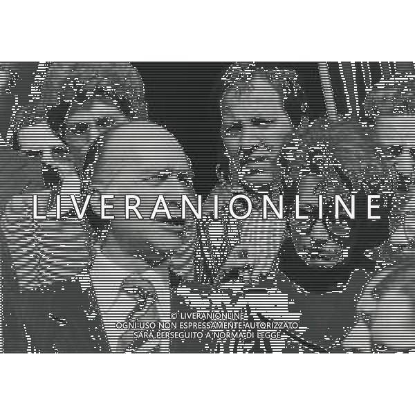 1975 MILANO - FUNERALI Sergio Ramelli fu un delitto a sfondo politico commesso nel 1975 da militanti della sinistra extraparlamentare legati ad Avanguardia Operaia NELLA FOTO GIORGIO ALMIRANTE AI FUNERALI DI SERGIO RAMELLI CON LA MADRE AG ALDO LIVERANI SAS