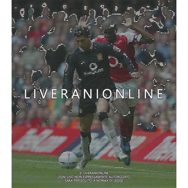 Arsenal FC - Manchester United FC-FA Cup Final in Cardiff at the Millennium stadium - 21/05/2005 nella foto Patrick Vieira e Ronaldo ph by Marcello Pozzetti : ©IPS Photo Agency/Agenzia Aldo liverani