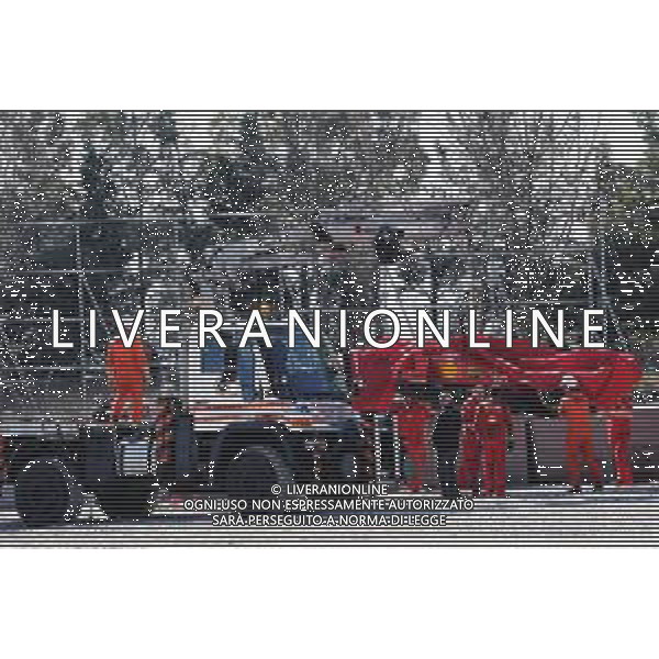 The Ferrari SF90 of Sebastian Vettel (GER) Ferrari is recovered back to the pits on the back of a truck. 27.02.2019. Formula One Testing, Day Two, Barcelona, Spain. Wednesday. AG ALDO LIVERANI SAS-ONLY ITALY