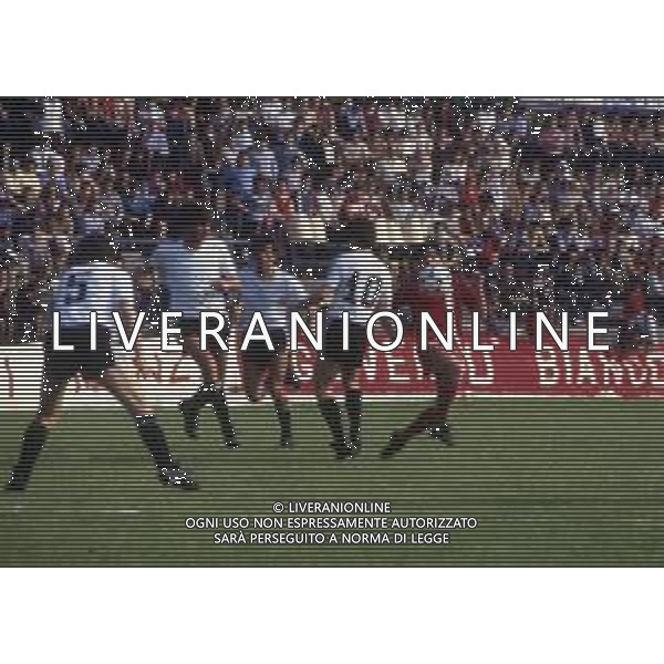 RETTROSPETTIVA ENNIO MASTALLI CALCIATORE NELLA FOTO ENNIO MASTALLI CON LA MAGLIA DEL MONZA AG ALDO LIVERANI SAS