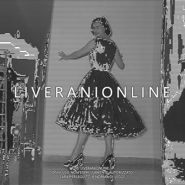 RETROSPETTIVA LUCIA BOSE\' ATTRICE E MISS ITALIA 1947 NELLA FOTO LUCIA BOSE\' A ROMA NEL 1951 AG ALDO LIVERANI SAS