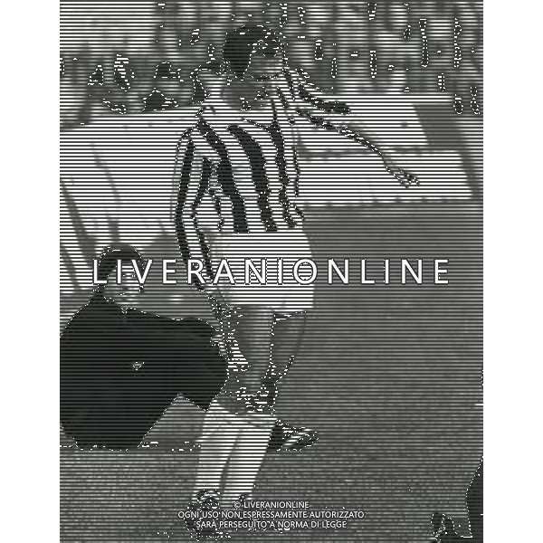 RETROSPETTIVA GIUSEPPE FURINO CALCIATORE NELLA FOTO GIUSEPPE FURINO CON LA MAGLIA DELLA JUVENTUS AG ALDO LIVERANI SAS