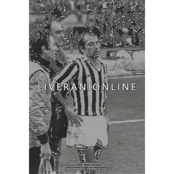 RETROSPETTIVA GIUSEPPE FURINO CALCIATORE NELLA FOTO GIUSEPPE FURINO CON LA MAGLIA DELLA JUVENTUS AG ALDO LIVERANI SAS