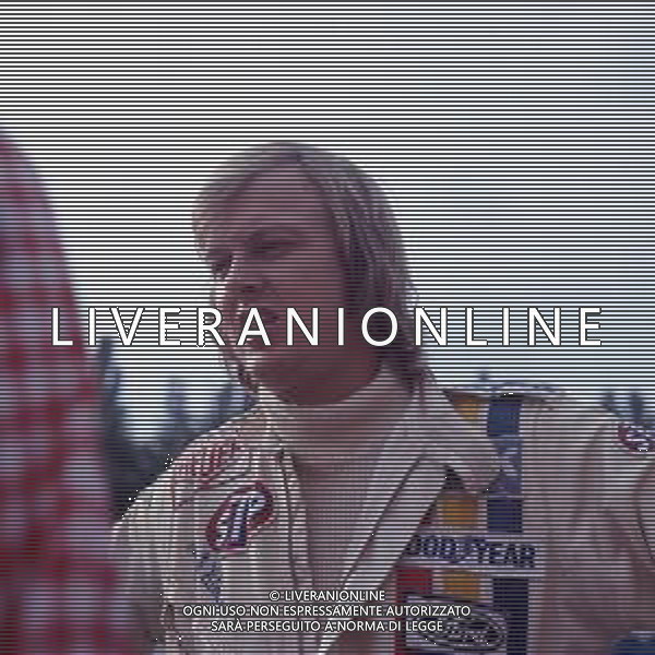 RETROSPETTIVA RONNIE PETERSON PILOTA F1 NELLA FOTO RONNIE PETERSON AG ALDO LIVERANI SAS