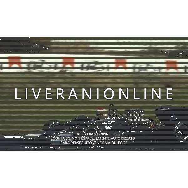 RETROSPETTIVA ALAN JONES PILOTA F1 NELLA FOTO ALAN JONES AG ALDO LIVERANI SAS