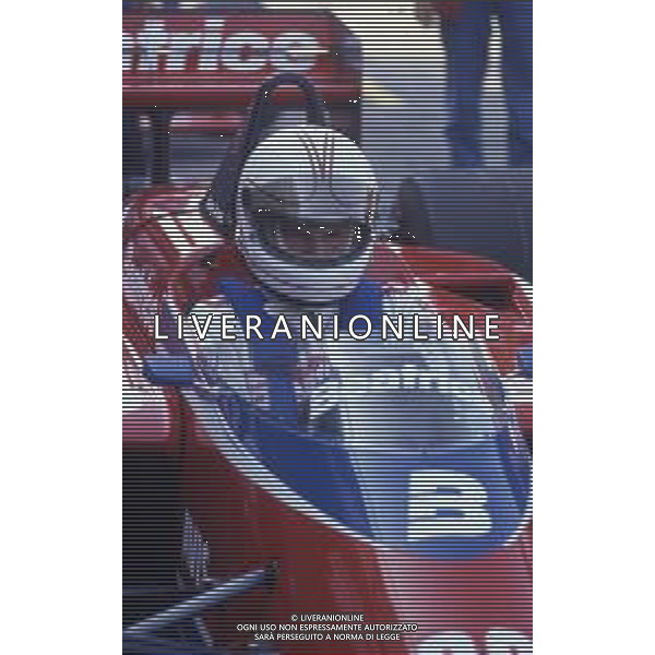 RETROSPETTIVA ALAN JONES PILOTA F1 NELLA FOTO ALAN JONES AL GP MONZA F1 1985 AG ALDO LIVERANI SAS