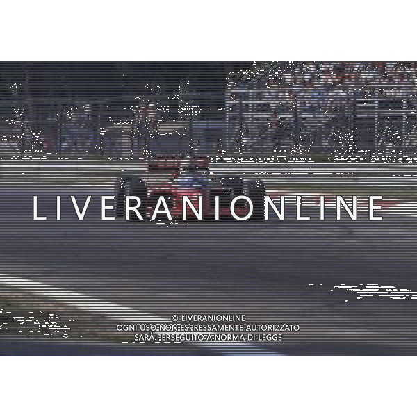 RETROSPETTIVA ALAN JONES PILOTA F1 NELLA FOTO ALAN JONES AL GP MONZA F1 1985 AG ALDO LIVERANI SAS