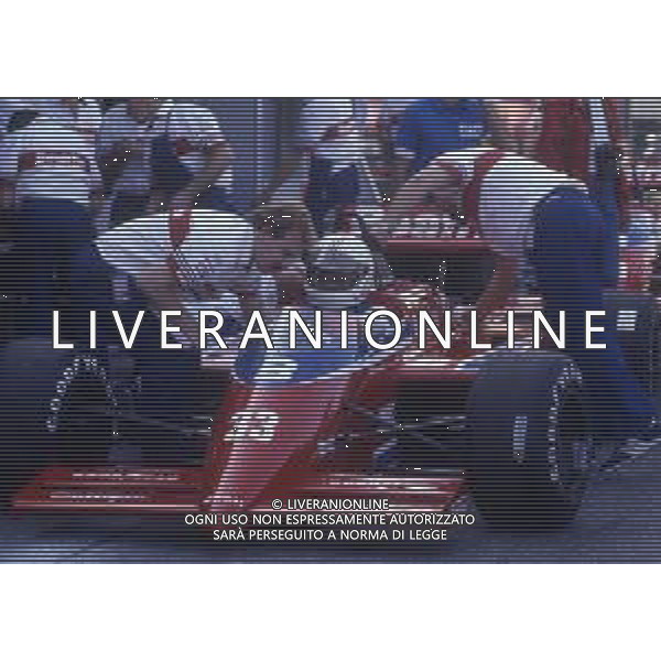 RETROSPETTIVA ALAN JONES PILOTA F1 NELLA FOTO ALAN JONES AL GP MONZA F1 1985 AG ALDO LIVERANI SAS