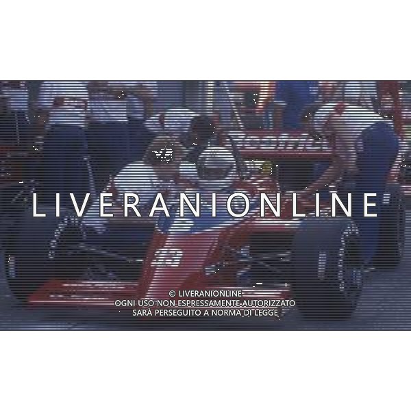 RETROSPETTIVA ALAN JONES PILOTA F1 NELLA FOTO ALAN JONES AL GP MONZA F1 1985 AG ALDO LIVERANI SAS