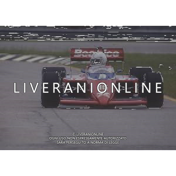 RETROSPETTIVA ALAN JONES PILOTA F1 NELLA FOTO ALAN JONES AL GP MONZA F1 1985 AG ALDO LIVERANI SAS