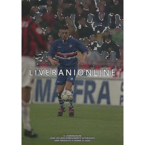 16-10-1997 MILANO COPPA ITALIA MILAN SAMPDORIA 3-2 NELLA FOTO PIERRE LAIGLE AG ALDO LIVERANI SAS