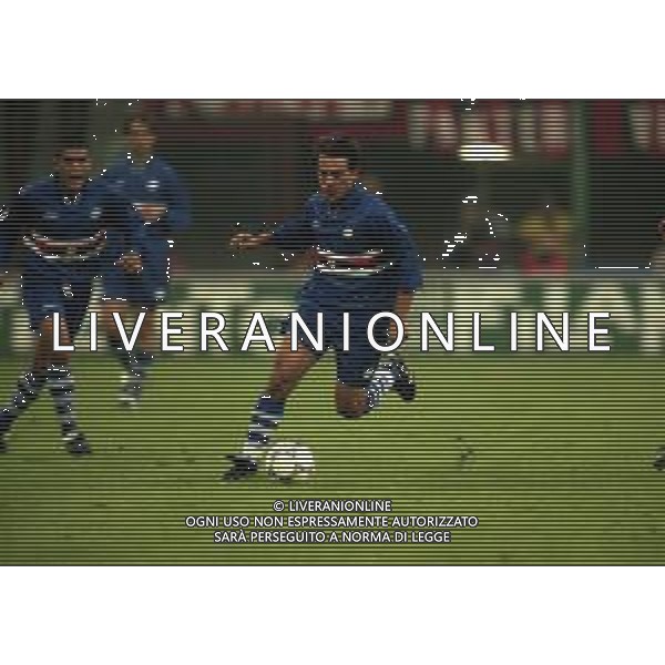 16-10-1997 MILANO COPPA ITALIA MILAN SAMPDORIA 3-2 NELLA FOTO VINCENZO MONTELLA AG ALDO LIVERANI SAS