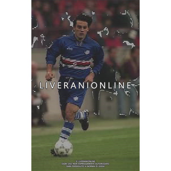 16-10-1997 MILANO COPPA ITALIA MILAN SAMPDORIA 3-2 NELLA FOTO VINCENZO MONTELLA AG ALDO LIVERANI SAS