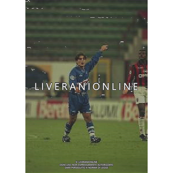 16-10-1997 MILANO COPPA ITALIA MILAN SAMPDORIA 3-2 NELLA FOTO VINCENZO MONTELLA AG ALDO LIVERANI SAS