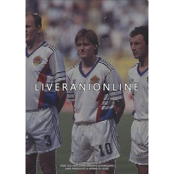 RETROSPETTIVA DRAGAN STOJKOVIC CALCIATORE NELLA FOTO DRAGAN STOJKOVIC CON LA MAGLIA DELLA NAZIONALE DELLA JUGOSLAVIA MONDIALI ITALIA 90 AG ALDO LIVERANI SAS