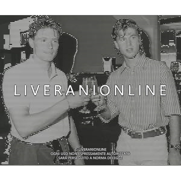 RETROSPETTIVA DRAGAN STOJKOVIC CALCIATORE 1992-1993 NELLA FOTO DRAGAN STOJKOVIC PRESENTAZIONE A VERONA CON FLORIN RADUCIOIU AG ALDO LIVERANI SAS