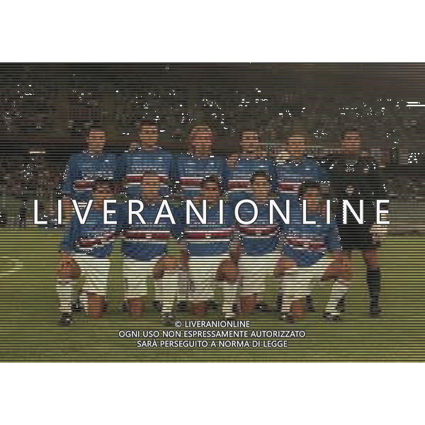 17-08-2000 GENOVA- COPPA ITALIA SAMPDORIA CROTONE NELLA FOTO FORMAZIONE SAMPDORIA AG ALDO LIVERANI SAS